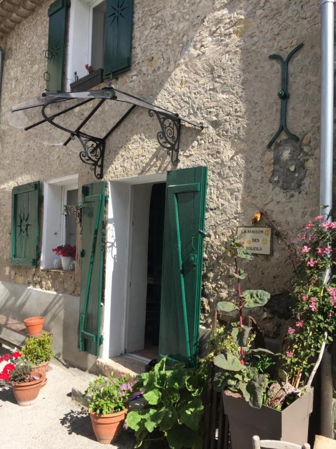 Apartament La Maison Des Soleils Soleilhas Zewnętrze zdjęcie